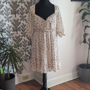 Trixxi Cream Floral Long Sleeve Dress NWT